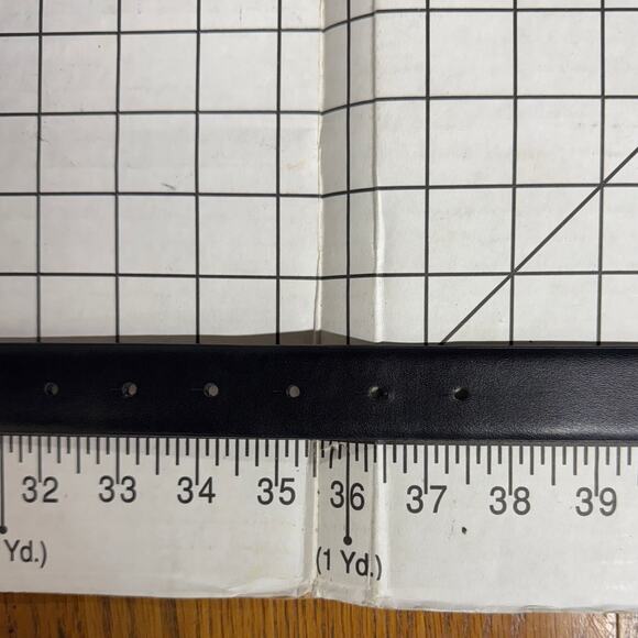 Tommy Hilfiger Black Faux Leather Silver Circle Logo Buckle Belt Women Medium - Picture 7 of 8